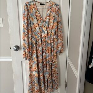 Elegant Floral Long Sleeve Dress